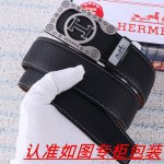 品名：爱马仕...腰带原单 皮带 材料：百分百头层牛皮，保证真皮。24K纯钢扣双面可用专柜同等质量， 送人自用首选 包装： 请认准如图专柜包装，赠送打孔器，银联