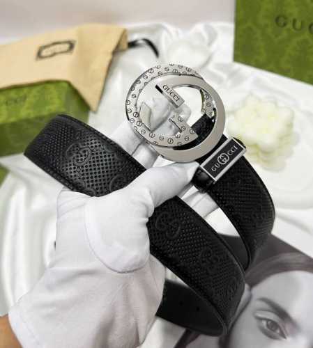 皮带：古奇.Gu...Cci原单 腰带：百分百头层牛皮，保证真皮，24K镶钻纯钢扣双面可用专柜同等质量， 送人自用首选 包装： 请认准如图专柜全套礼盒包装，赠送