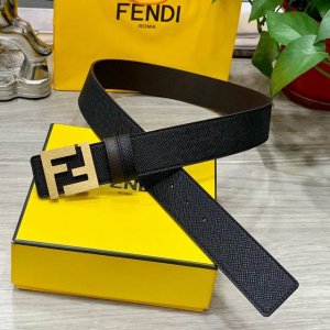 fendl 芬迪 宽40Mm双面原版小牛皮 搭配单钌钯电镀扣 完美的手感.油边 出众的设计.风格 高贵奢华 时尚大方 高清实拍 货真价实 品质保证 双面用