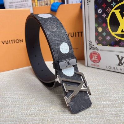 品名：Lv..路易..威登 材质：原单牛皮腰带 百分百头层牛皮腰带保证真皮，24K纯钢扣，专柜原单品质、做工精细，时尚大牌，送人自用首选 包装： 请认准如图专柜