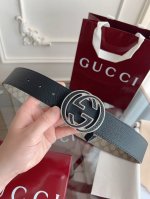Gucci.古驰 全套包装 绝美Gucci 双G扣男士新款腰帶 專櫃同步 寬4厘米 雙面進口荔枝紋雙面雙色可用 精緻真空電鍍雙G鋼扣 時尚百搭款