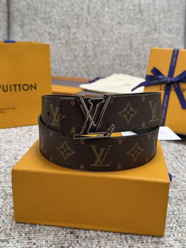 Louis Vuitton Lv腰带 pvc镂空系列 原厂五金 精致手工绘边 柔软舒适 宽4.0