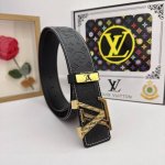品名：Lv..路易..威登原单 材质：原单牛皮腰带 百分百头层牛皮腰带保证真皮，24K纯钢扣，专柜原单品质、做工精细，时尚大牌，送人自用首选 包装： 请认准如图