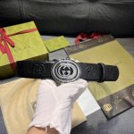 古奇. 宽4.0Cm，帆布是品牌的一款经典面料，经不同配色组合以及现代和经典设计演绎后，这款窄腰带采用该标志性面料版本诠释，匠心搭配同色调滚边。该款帆布灵感源自