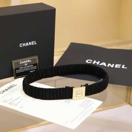 Chanel Cc方块 树脂白 与 黑 Logo小方块 黄铜Logo扣 小牛皮 银色金属 与 金色金属 3.0Cm精品 弹力十足 百搭 优雅 码数含扣S=65C - 点击图像关闭