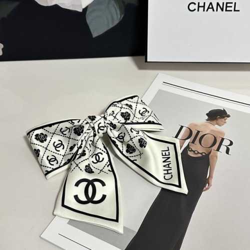 特 配专柜包装 Chanel 香奈儿 最新蝴蝶结中古发夹# 信我！人手必备的单品 这件必须买 洋气神仙颜值 小仙女要收了它，谁戴谁好看～