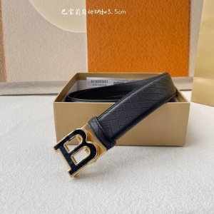 特 巴宝莉 原版进口小牛皮，手感细腻柔软，搭配纯钢自动精品扣，男士必备！宽度：3.5Cm