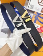 皮带：Lv..路易..威登顶级复刻- 腰带：原单品质百分百进口原厂头层牛皮，保证真皮。V字形切割镂空设计工艺.真空电镀.永不掉色.24K纯钢扣头层小牛皮荔枝纹系