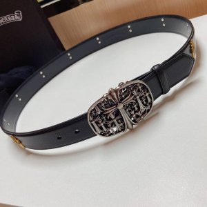克罗心 可拆卸款 精品铜扣搭配经典宝剑小五金树膏皮皮带， 酷炫十足。宽度3.7Cm