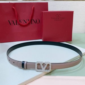 Valentino Garavani Vlogo Signature 可双面佩戴水钻 亮面小牛皮腰带 -Vlogo Signature搭扣，饰以水钻 -亮面小牛