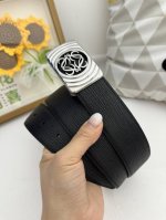 品名：罗意威 腰带原单 材质：原单牛皮腰带 百分百头层牛皮腰带保证真皮，24K纯钢扣，专柜原单品质、做工精细，时尚大牌，送人自用首选 包装： 请认准如图专柜包装