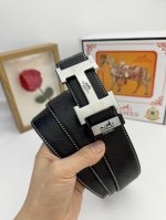 品名：爱马仕.Hermès 原单 材质：原单牛皮腰带 百分百头层牛皮腰带保证真皮，24K纯钢扣，专柜原单品质、做工精细，时尚大牌，送人自用首选 包装： 请认准如
