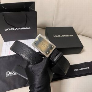 特 Dg，宽4.0Cm Dolce&Gabbana 新款男士鸵鸟纹腰带，搭配全新镀钌 Dg 交叉造型徽标搭扣