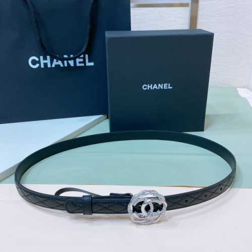 Chanel 24C 字母腰带 软硬适中的小羊皮 春夏搭配好帮手 一年四季最不可缺少的搭配神器 穿裙子西装搭它简直不要太高级 2.0Cm精品