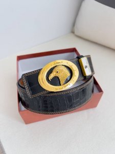 品名：史帝芬.尼治. Stefano Ricci 腰带 皮带 型号：挂扣，纯钢材质挂扣镶钻，挂孔带身，双面头层牛皮材料：百分百头层牛皮，保证真皮。24K纯钢扣专