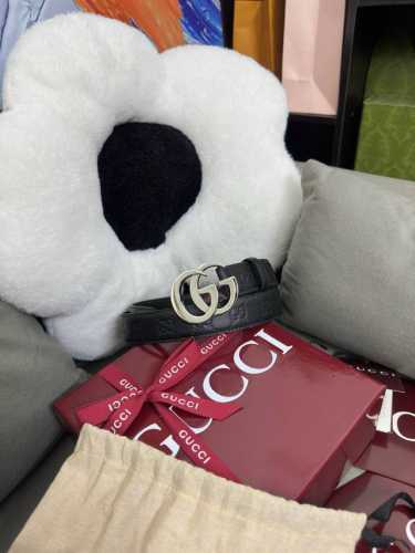 gucci Aad5L 百搭黑色Gg压花 3.0Cm 平面Gg扣