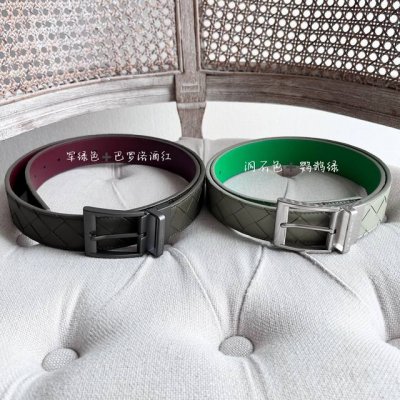 特 Bv 最新款男士编织腰带 双面用 纯手工Intreccio大格子编织 双面意大利小牛皮搭配枪色可旋转针扣 正面有标识 宽度35Mm 颜色: 军绿色巴罗洛酒红