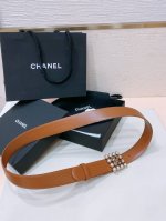 Chanel 24C 小牛皮、金属 与琉璃珍珠 金与珍珠白 Logo搭扣 手感柔软 细腻3.0Cm 码数75- -100