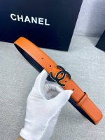 特 宽度3.0Cm Chanel 香奈儿女士腰带皮带新款柔软的内衬进口小牛皮搭配精品钢扣贴皮金 银色扣。