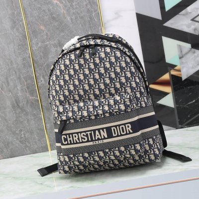 专柜正品有售 顶级原单质量 Dior迪奥印花蓝色科技帆布 Diortravel 双肩背包 型号：M 4Stzq 蓝色科技布 正面“Christian Dior”