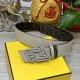 Fendi 芬迪 专柜同款 宽4.0Cm 双环正反用腰带 Ff按钉搭扣 双色cuoio Romano皮革材质 反面面料带有烟草黄和黑色ff图案 黑色珐琅金属饰面