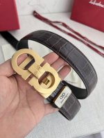 品名：Ferrgamo..菲拉格慕·腰带自动带·皮带P210 型号：自动扣，纯钢材质自动扣，头层牛皮，自动带身 材料：百分百头层牛皮，保证真皮。24K纯钢扣专柜