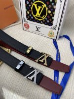 品名：Lv..路易..威登原单 材质：原单牛皮腰带 百分百头层牛皮腰带保证真皮，24K纯钢扣，专柜原单品质、做工精细，时尚大牌，送人自用首选 包