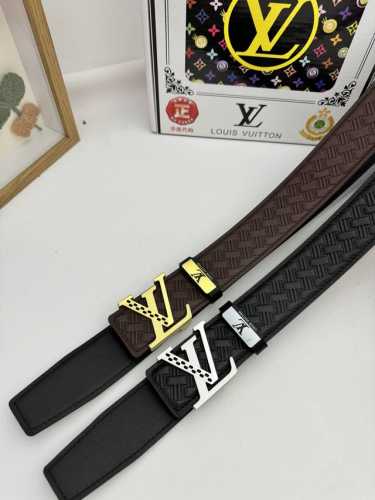 品名：Lv..路易..威登原单 材质：原单牛皮腰带 百分百头层牛皮腰带保证真皮，24K纯钢扣，专柜原单品质、做工精细，时尚大牌，送人自用首选 包装： 请认准如图