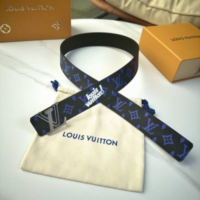 原版包裝 L0Uis Vuitt0N 今季新品 驢家原單腰帶 寬度40毫米 定制帆布面內襯進口小牛皮底 全新開模精鋼五金搭扣 雙面用 經久耐用 百搭款