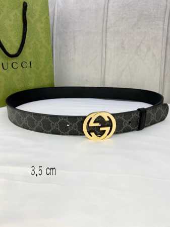 特 宽度3.5 Cm Gucci Marmont系列每一季都会推陈出新，为灵感源于70年代的标志性Gg配件注入现代精髓。Supreme帆布印花 腰带反面采用黑色 - 点击图像关闭