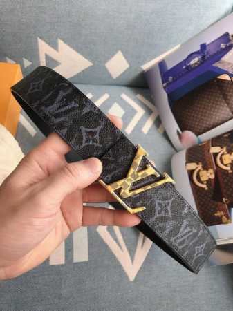 特 Lv.路易威登 全套包装 原版品质 代工厂货品 40Mm宽度 正品一体铸造五金钢扣，原厂皮料 双面原厂定制面料，区别市场货 - 点击图像关闭