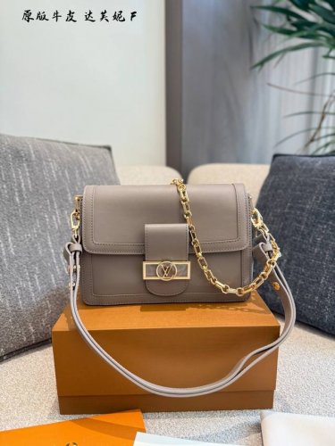 Lv 全皮达芙妮大象灰色25Cm 双盒包装