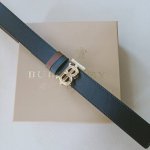 品牌:博柏利 价格p： 尺寸:带宽30Mm 正品尺寸 五金材质:专柜精品扣，真空电镀，工艺精细 带身材质:天然头层牛皮，质感十足，手感柔软。时尚个性，经典百搭！