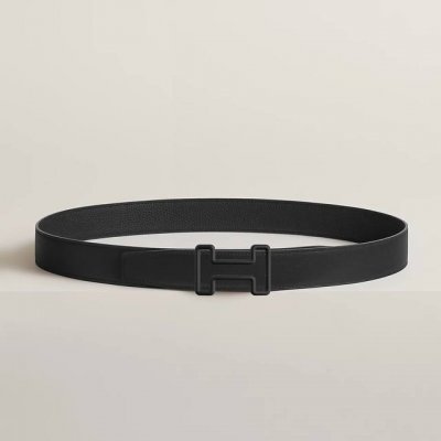 特 黑武士 Neo Etrier 精品五金 搭配进口 黑 Togo皮 宽度38Mm 以其精湛工艺高品质材料和经典设计备受推崇 是男士腰带顶级选择 简约大气 适合