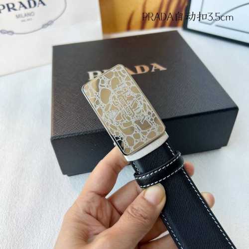 特 品牌： Prada 新款进口小牛皮，手感细腻柔软。搭配纯钢自动精品钢扣，宽度：3.5Cm