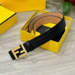 特 Fendl 芬迪 宽40Mm双面原版小牛皮 搭配单钌钯电镀扣 完美的手感.油边 出众的设计.风格 高贵奢华 时尚大方 高清实拍 货真价实 品质保证 双面用