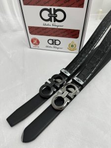 品名：菲拉格幕 原单 材质：原单牛皮腰带 百分百头层牛皮腰带保证真皮，24K纯钢扣，专柜原单品质、做工精细，时尚大牌，送人自用首选 包装： 请认准如图专柜包装赠