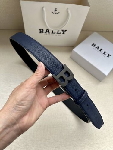 特 巴利Bally专柜新款，带身宽度3.4Cm，搭配纯铜皮带扣头.送礼佳品.与正品零差距
