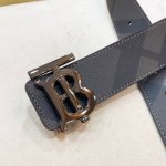 巴宝～莉 T、B系列意大利原厂皮料 双面两用尺寸4.0Cm 五金进口炉内五金，并非市场It水调五金所见所得 顶级