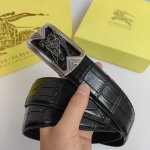 特 巴宝莉在售爆款 经典鳄鱼纹 感谢客户反馈实拍图 顶级货 自己看细节 尺寸3.8Cm 码数齐全