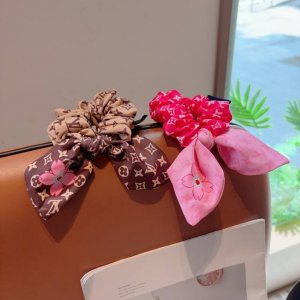 配包装 Lv 路易威登 村上隆系列马尾蝴蝶结发圈肠圈，高档韩版皮筋，经典花型设计， 高端大气，名媛范儿，