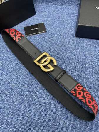 品牌Dg No.550 描述这款腰带配以水牛皮衬里，覆以Monogram 牛皮。展现细腻的品牌特质。 板扣；4．0宽 Monogram牛皮；意大利双面头层牛皮 - 点击图像关闭