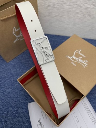 特 3.8宽Christian Louboutin 男士Ricky标志性徽标搭扣黑色腰带红色底，双面牛皮。