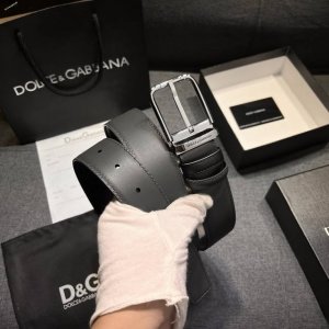 特 Dg， 杜嘉班纳 新款 宽3.5Cm高级定制款男士皮带 鸵鸟纹 双面头层牛皮，真材实料 很有质感 时尚经典不失风范 可自行裁剪 ！