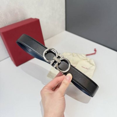 特 菲拉格慕Salvatore Ferragamo是一家意大利奢侈品牌，以其高品质的皮革制品、鞋履和配饰而闻名。菲拉格慕的腰带是其经典产品之一，通常采用优质皮革