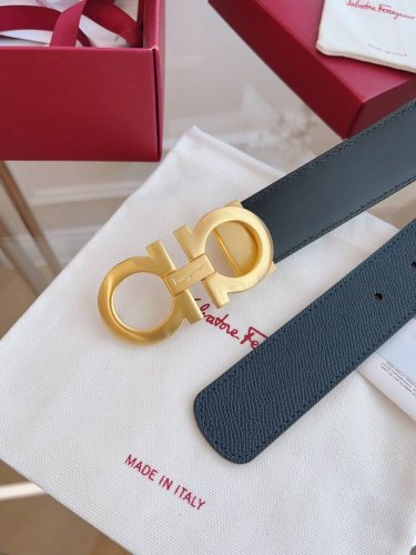 特 菲拉格慕 宽3.5Cm 原厂皮料.精密黄铜五金、正品厂Ip电镀！原版搭配
