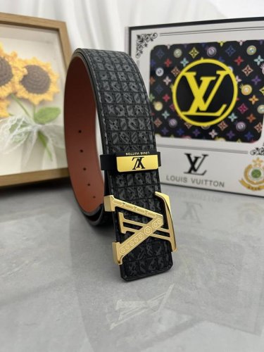 品名：Lv..路易..威登原单 材质：原单牛皮腰带 百分百头层牛皮腰带保证真皮，24K纯钢扣，专柜原单品质、做工精细，时尚大牌，送人自用首选 包装： 请认准如图