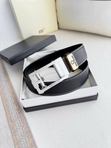 品名：万宝龙.Montblanc原单 腰带 自动皮带 型号：自动带，原版新款纯钢材质自动扣，双面头层牛皮实物拍摄， 材料：百分百头层牛皮，保证真皮。专柜同等质量