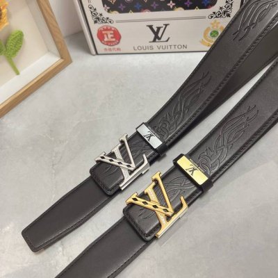 品名：Lv..路易..威登 材质：原单牛皮腰带 百分百头层牛皮腰带保证真皮，24K纯钢扣，专柜原单品质、做工精细，时尚大牌，送人自用首选 包装： 请认准如图专柜