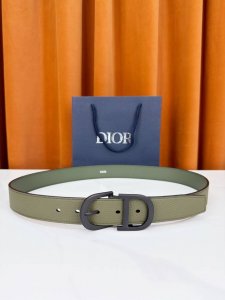 宽度3.5Cm Dior 不锈钢五金，精密锻造，坚固耐用。表面真空电镀工艺，质感出众，防锈防腐。适配多种场景，安装便捷，品质之选。 DDD